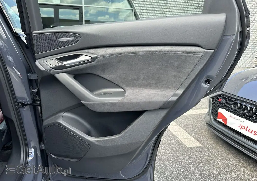 AUDI SQ6 Sportback e-tron 