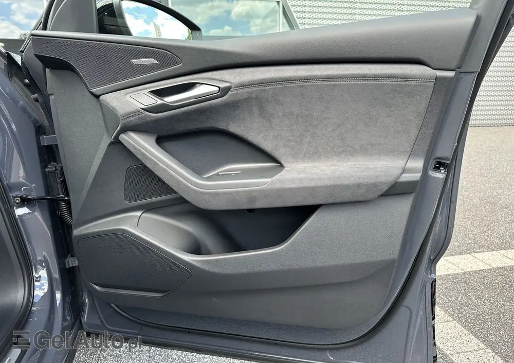 AUDI SQ6 Sportback e-tron 