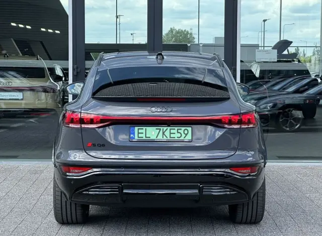 AUDI SQ6 Sportback e-tron 