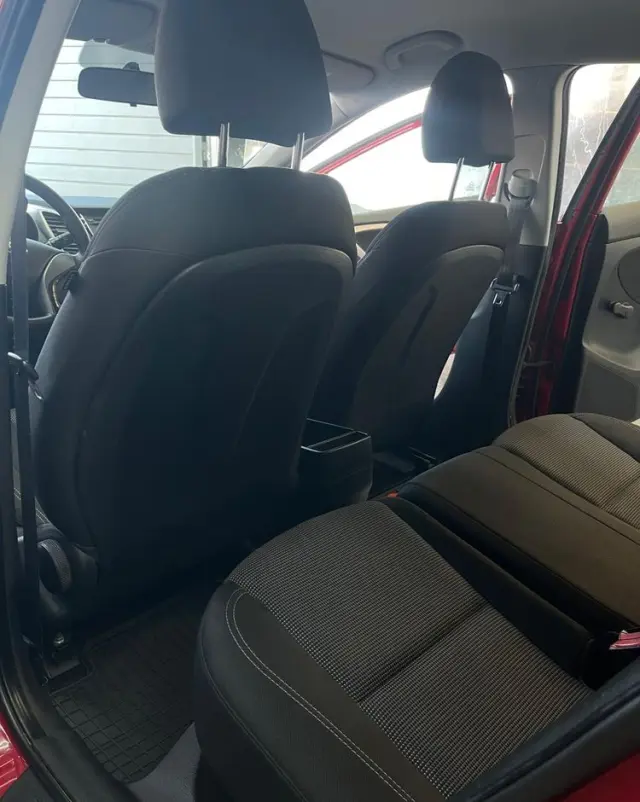 HYUNDAI I30 1.4 Classic