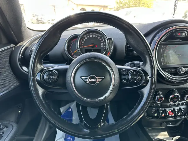 MINI Mini Clubman Cooper