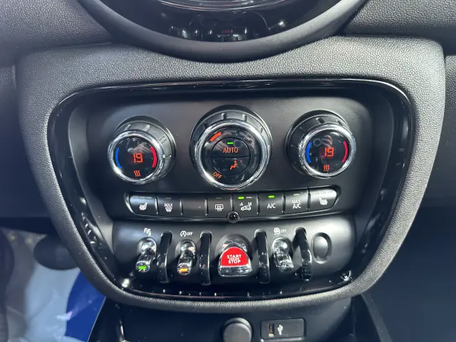 MINI Mini Clubman Cooper