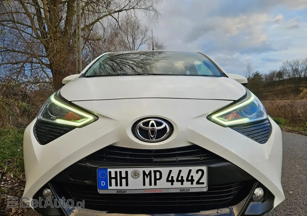TOYOTA Aygo 1.0 VVT-i Black Edition