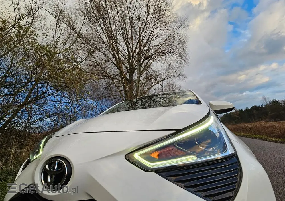 TOYOTA Aygo 1.0 VVT-i Black Edition