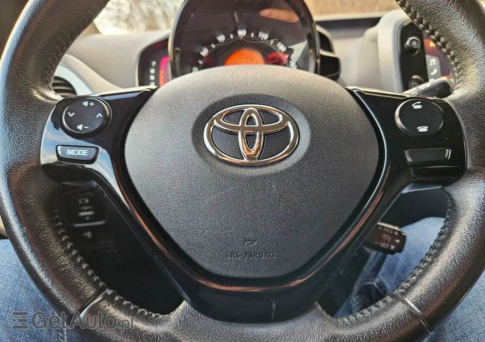 TOYOTA Aygo 1.0 VVT-i Black Edition
