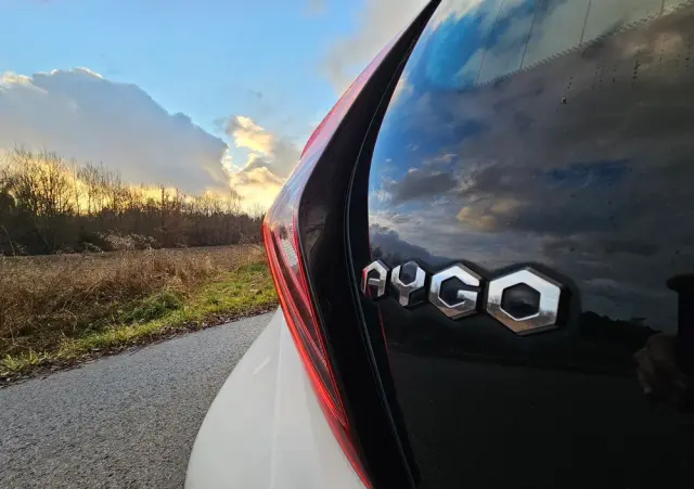 TOYOTA Aygo 1.0 VVT-i Black Edition