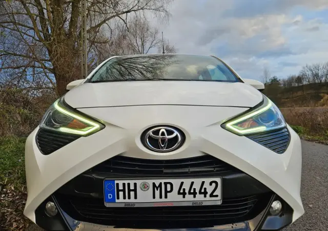 TOYOTA Aygo 1.0 VVT-i Black Edition