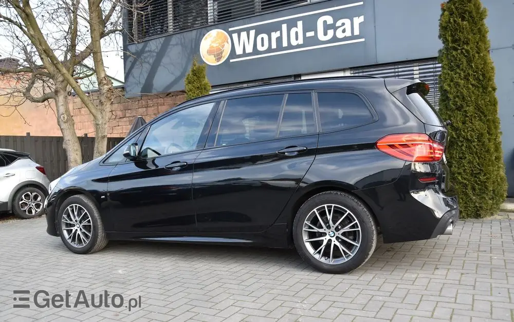 BMW Seria 2 218d xDrive Sport-Aut M Sport