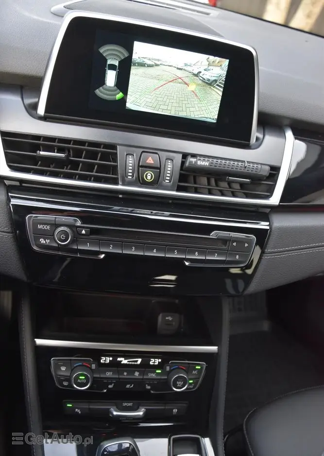 BMW Seria 2 218d xDrive Sport-Aut M Sport