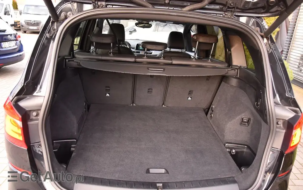 BMW Seria 2 218d xDrive Sport-Aut M Sport