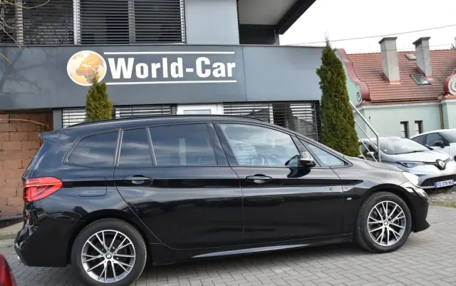 BMW Seria 2 218d xDrive Sport-Aut M Sport