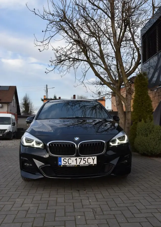 BMW Seria 2 218d xDrive Sport-Aut M Sport