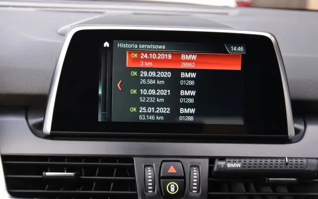 BMW Seria 2 218d xDrive Sport-Aut M Sport