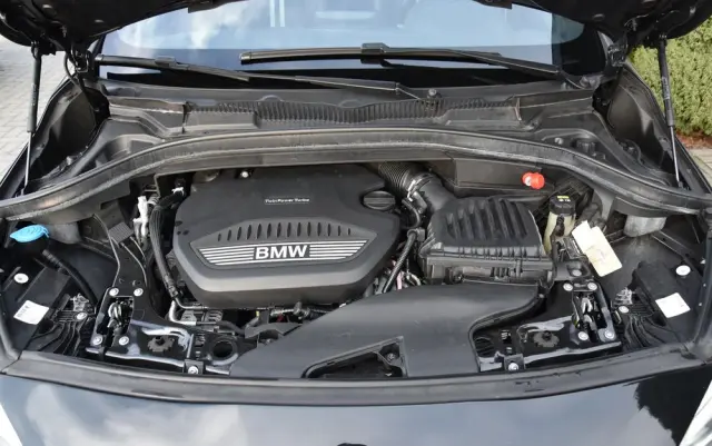 BMW Seria 2 218d xDrive Sport-Aut M Sport