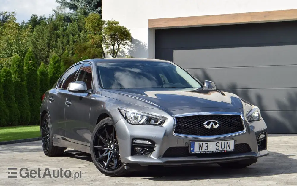 INFINITI Q50 2.0t Sport Sound Studio by Bose