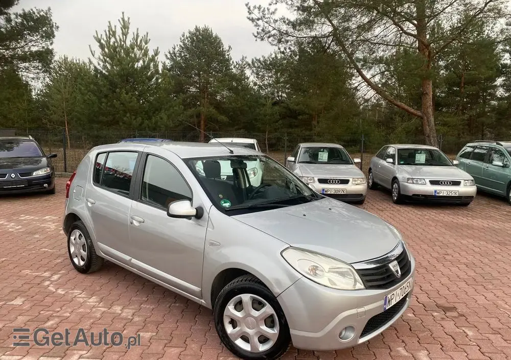 DACIA Sandero 1.4 Laureate