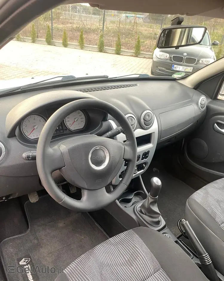 DACIA Sandero 1.4 Laureate