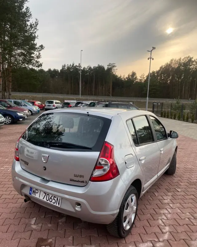 DACIA Sandero 1.4 Laureate