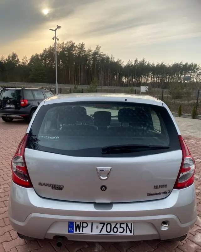 DACIA Sandero 1.4 Laureate