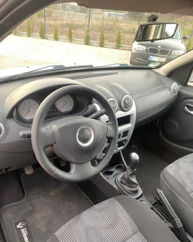 DACIA Sandero 1.4 Laureate