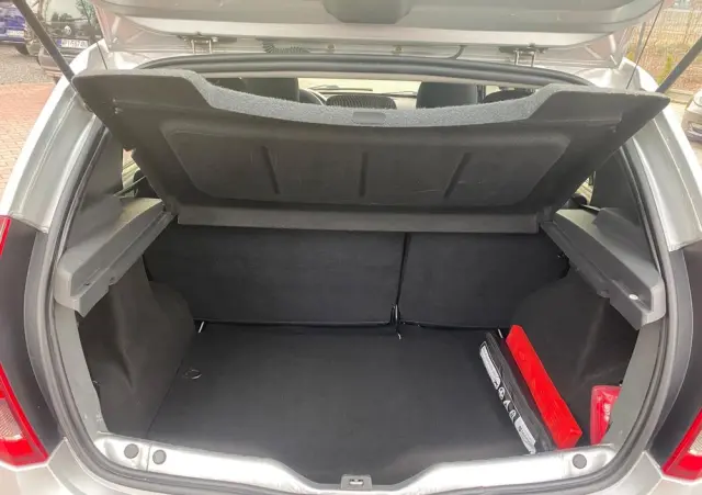 DACIA Sandero 1.4 Laureate