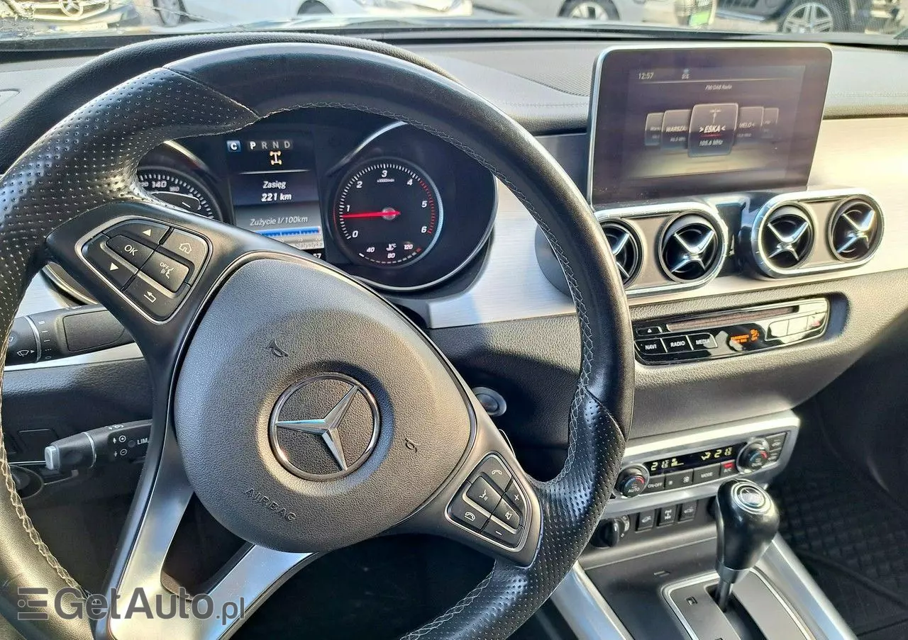 MERCEDES-BENZ Klasa X 