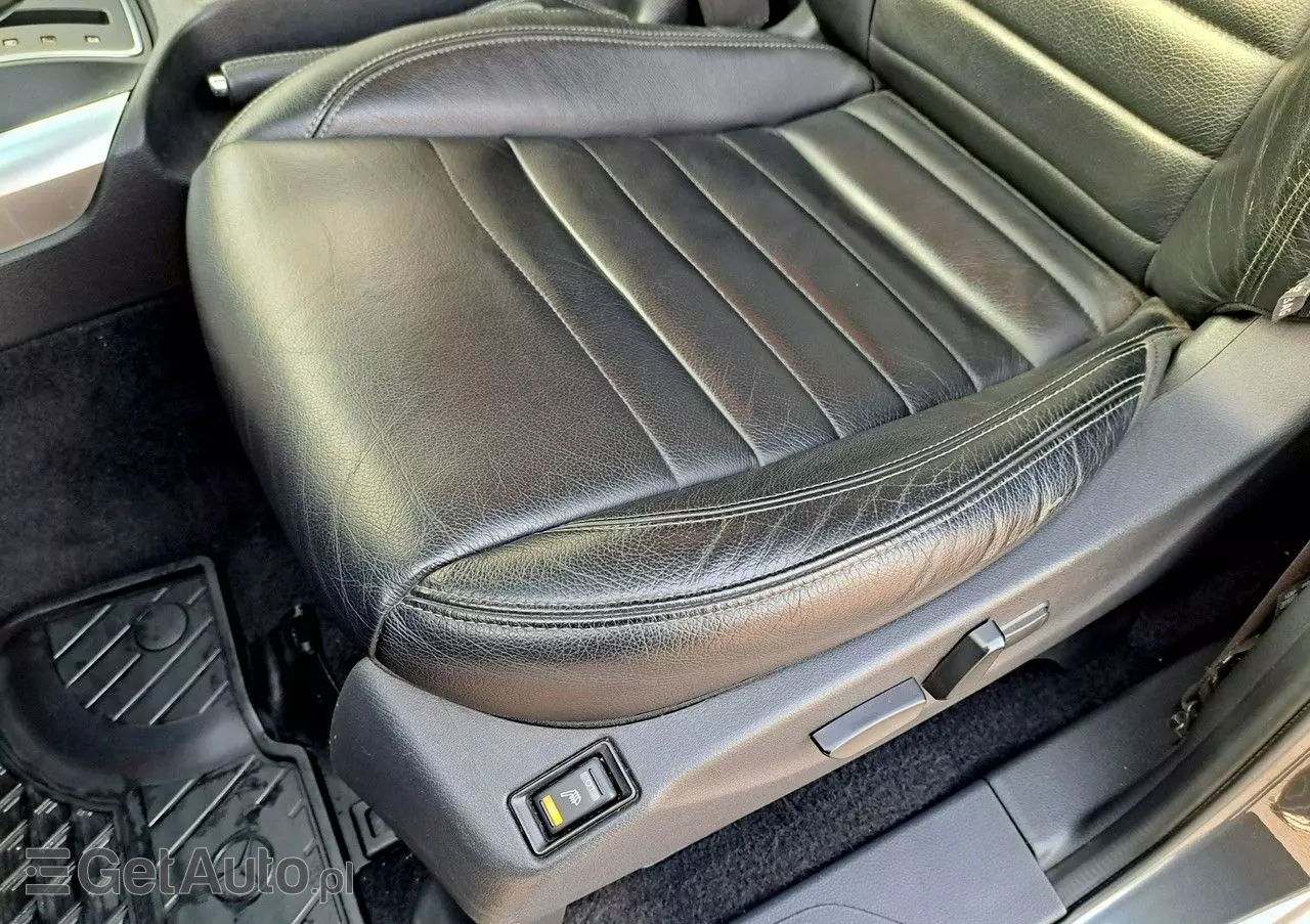 MERCEDES-BENZ Klasa X 