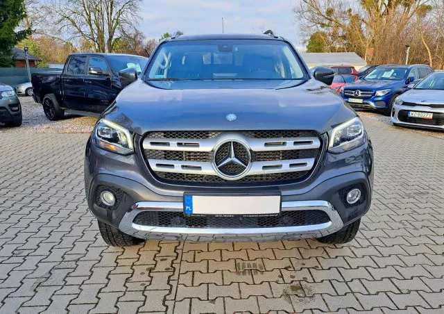 MERCEDES-BENZ Klasa X 