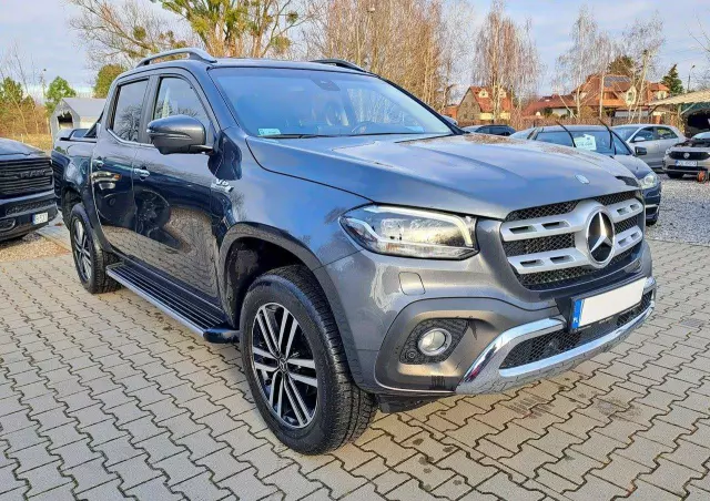 MERCEDES-BENZ Klasa X 