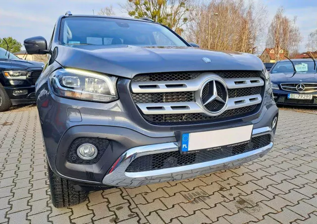 MERCEDES-BENZ Klasa X 