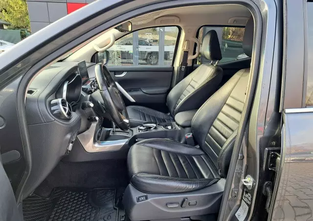 MERCEDES-BENZ Klasa X 