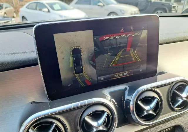 MERCEDES-BENZ Klasa X 