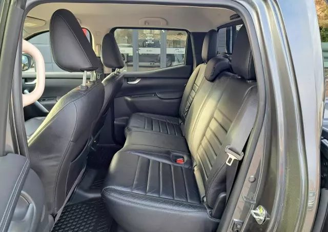 MERCEDES-BENZ Klasa X 