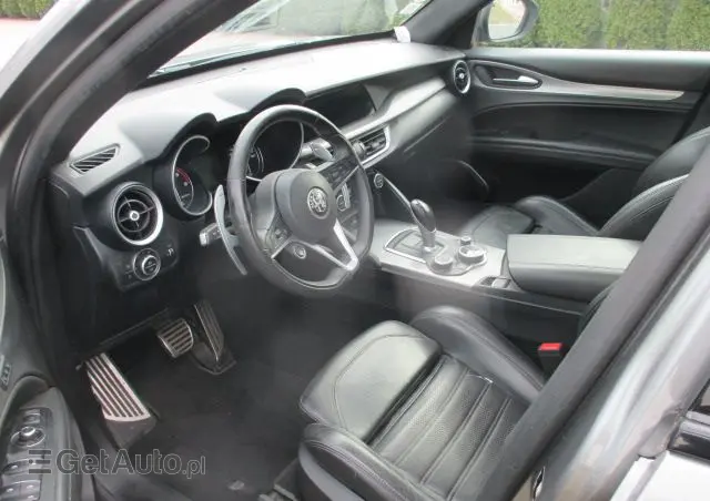 ALFA ROMEO Stelvio 2.2 16V AT8-Q4 Executive
