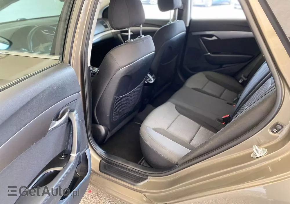 HYUNDAI I40 1.7 CRDi Comfort +