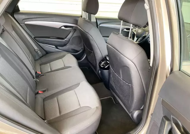 HYUNDAI I40 1.7 CRDi Comfort +