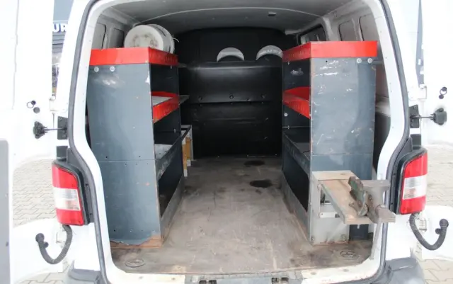 VOLKSWAGEN Transporter T6 