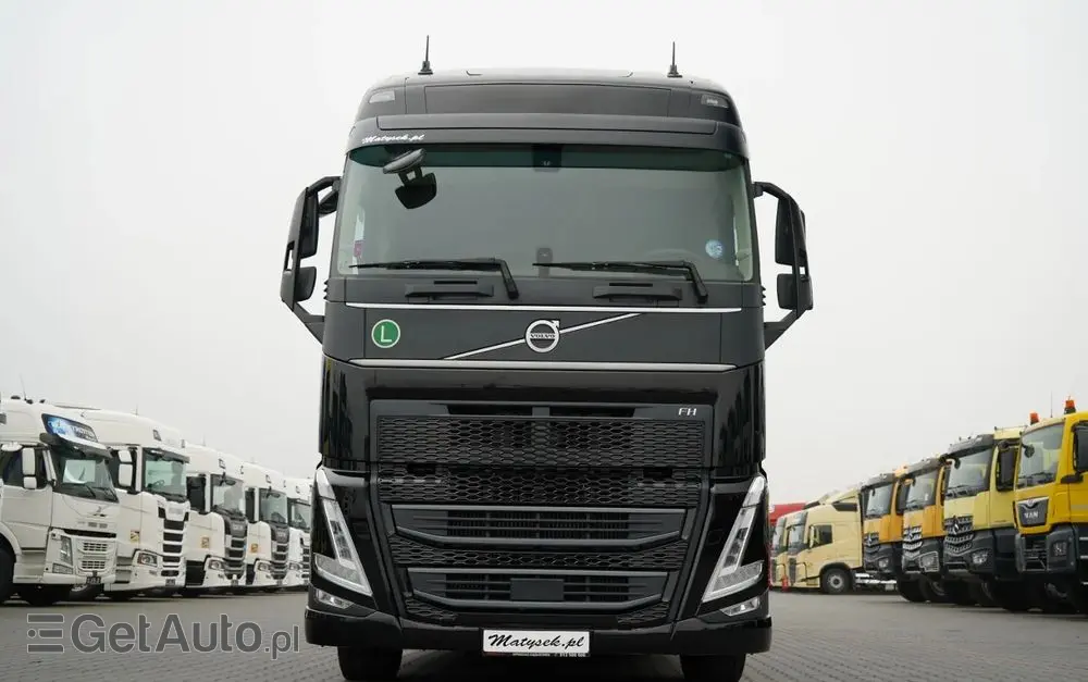 VOLVO FH 500 / XXL / ZESTAW TANDEM PRZEJAZDOWY 120 M3 / 2024 / I-PARK COOL / ZAWIESIE DOKI DO WÓZKA / OŚ PODNOSZONA / ALUFELGI / PRZYCZEPA WECON / PO KONTRAKCIE SERWISOWYM 