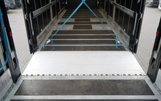 VOLVO FH 500 / XXL / ZESTAW TANDEM PRZEJAZDOWY 120 M3 / 2024 / I-PARK COOL / ZAWIESIE DOKI DO WÓZKA / OŚ PODNOSZONA / ALUFELGI / PRZYCZEPA WECON / PO KONTRAKCIE SERWISOWYM 