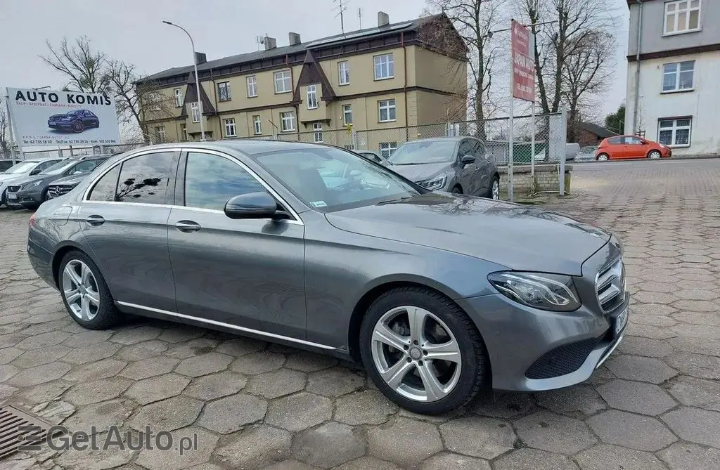 MERCEDES-BENZ Klasa E 