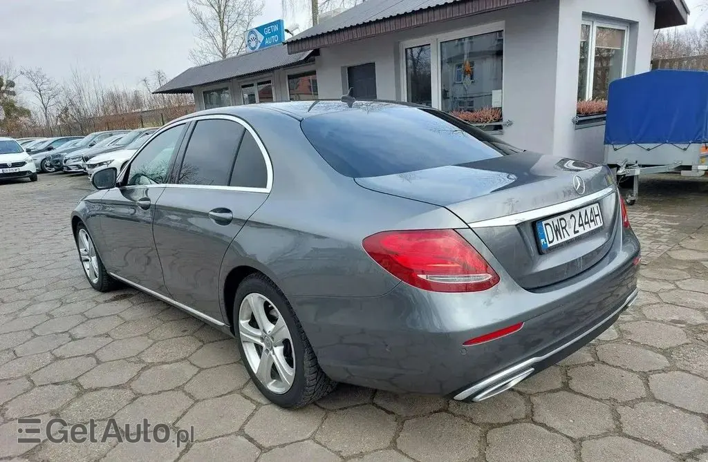 MERCEDES-BENZ Klasa E 