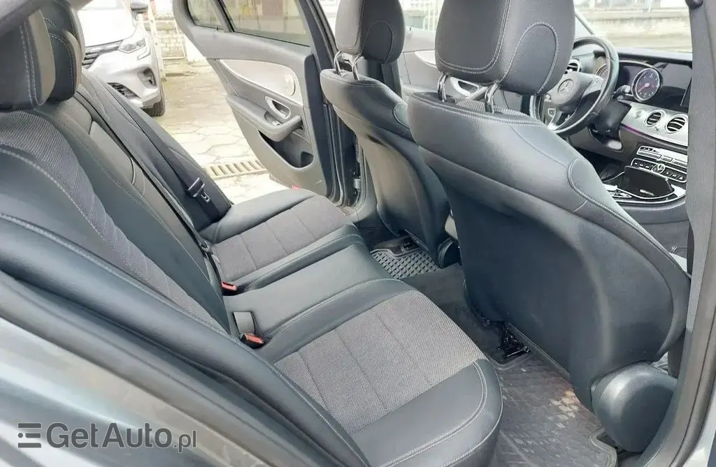 MERCEDES-BENZ Klasa E 