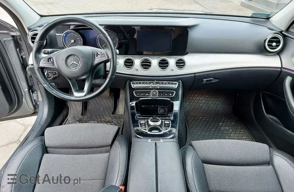 MERCEDES-BENZ Klasa E 