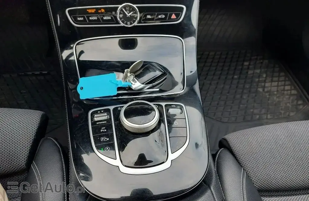 MERCEDES-BENZ Klasa E 