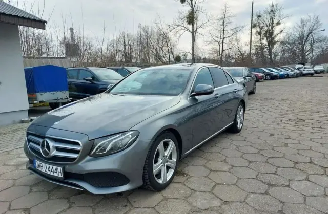 MERCEDES-BENZ Klasa E 
