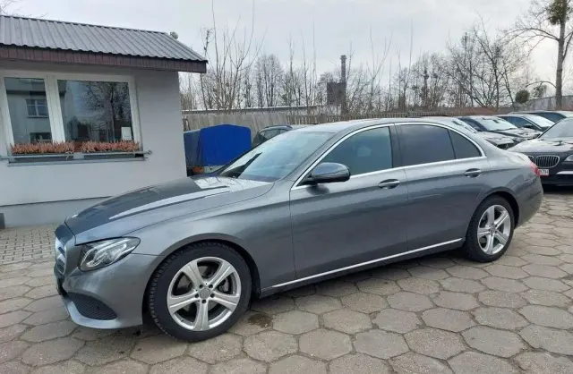 MERCEDES-BENZ Klasa E 