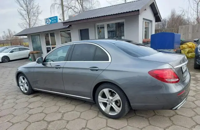 MERCEDES-BENZ Klasa E 