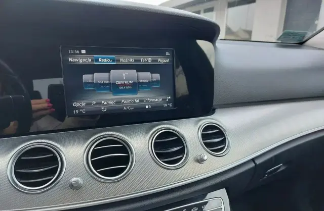 MERCEDES-BENZ Klasa E 