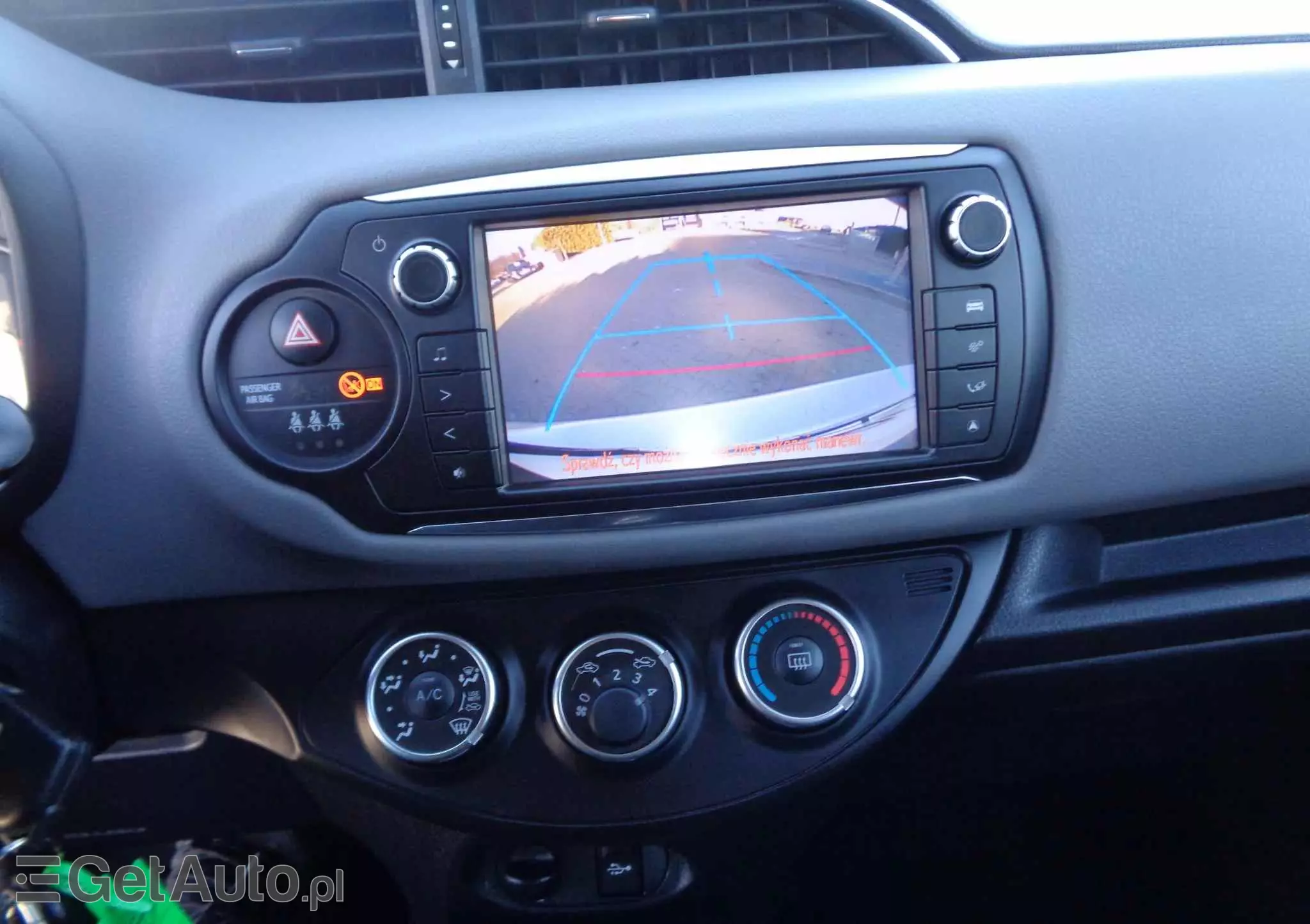 TOYOTA Yaris 1.33 Selection Platinum MS