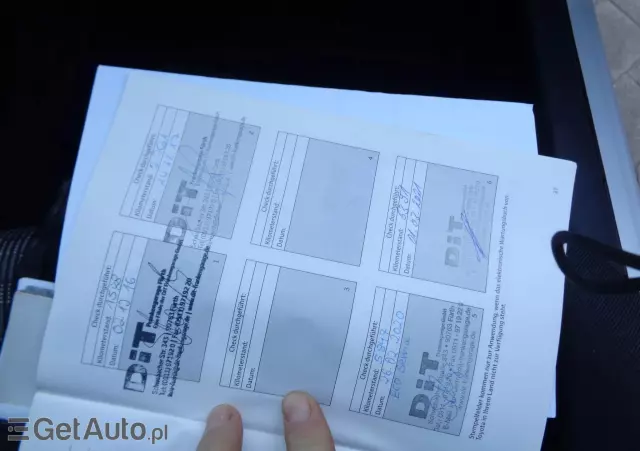 TOYOTA Yaris 1.33 Selection Platinum MS